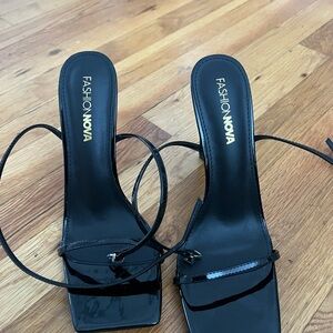 Fashion Nova Glossy Black Heels